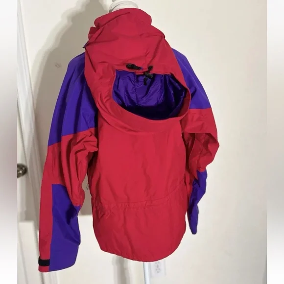 Vintage Moonstone Jacket Mens Medium Gore-Tex Hooded Wind Rain Red